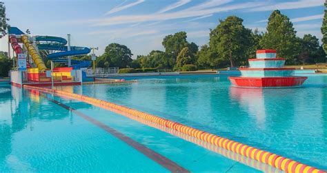 Swimming | Aldershot Pools and Lido – Places Leisure