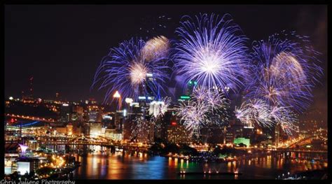 12. Fireworks light up the Pittsburgh skyline. | Most beautiful cities ...