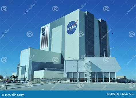 NASA Vehicle Assembly Building Editorial Stock Image - Image of power ...