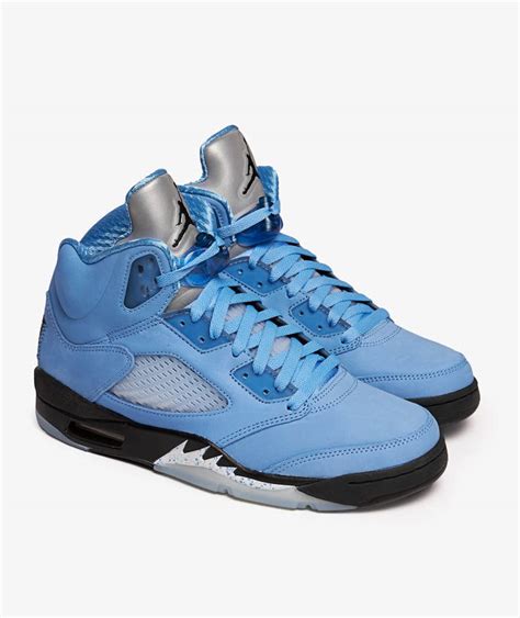 Air Jordan 5 Retro SE "University Blue"