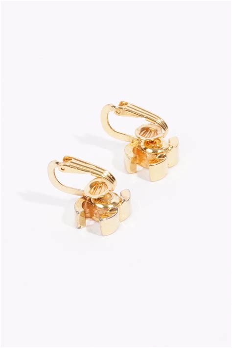 Chanel Logo Earrings Gold Gold Plated – Luxe Collective