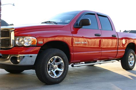 Dodge Ram 1500 Hemi - Photos, News, Reviews, Specs, Car listings