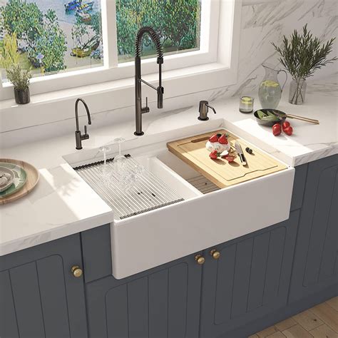 33 inch White Fireclay Farmhouse Sink, Double Bowl Workstation Apron ...