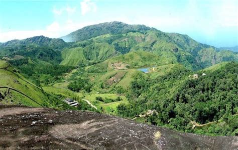 Trekking at Thangal Para - Vagamon - Connecting Traveller