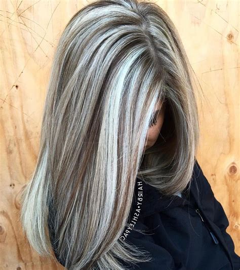 20 Ideas of Loose Layers Hairstyles with Silver Highlights