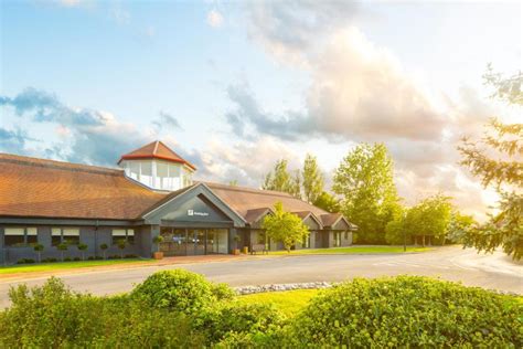 Holiday Inn Aylesbury, an IHG Hotel, Aylesbury (updated prices 2024)