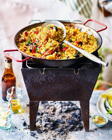 Chicken and pepper paella with chorizo - delicious. magazine