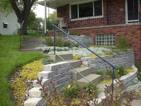 Landscaping Retaining Walls & Stairs