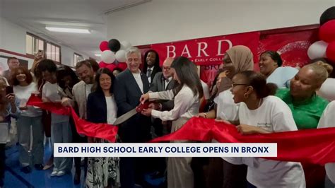 New high school opens in the Bronx, offering college-focused programs