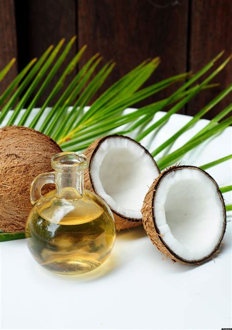 Coconut oil Facts, Health Benefits and Nutritional Value