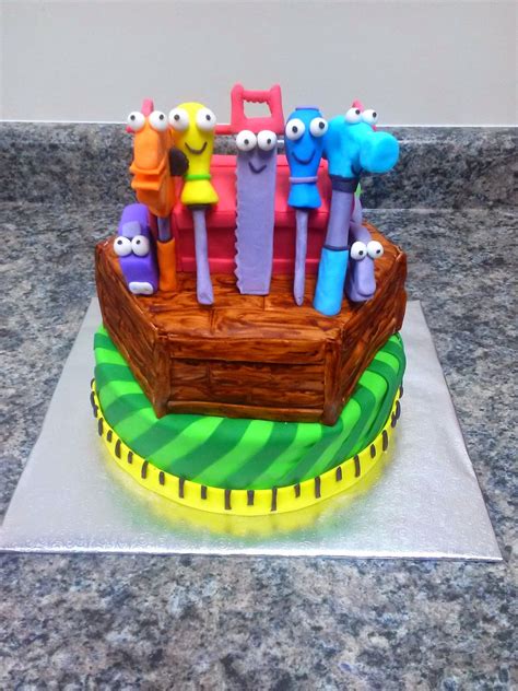 Devanys Designs: Handy Manny Cake