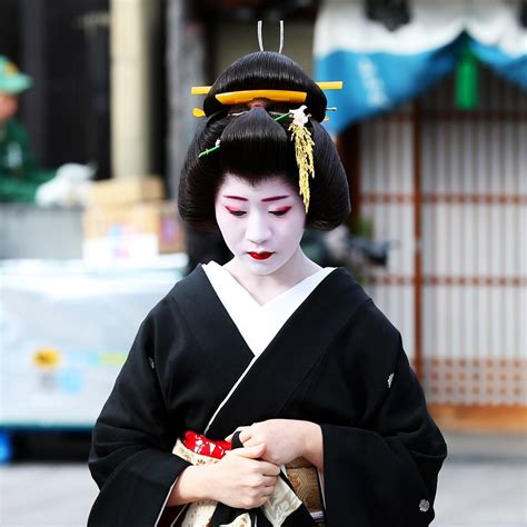 Geisha Culture in Kyoto, Japan: An Inside Look | Vogue