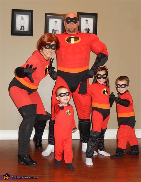 The Incredibles Movie Family Halloween Costume Idea | DIY Costumes ...