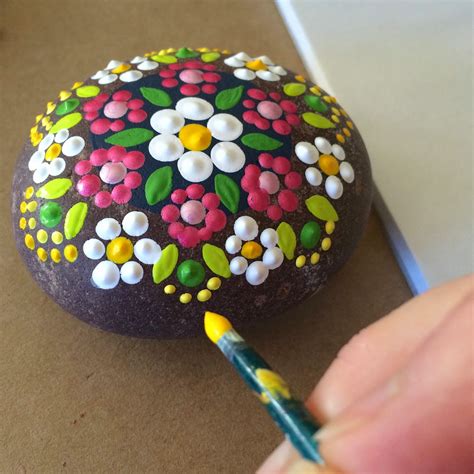 19 Easy Rock Painting Ideas Anyone Can Make | Carla Schauer Designs