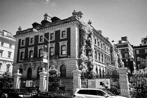 andrew carnegie mansion now cooper hewitt smithsonian design museum New ...