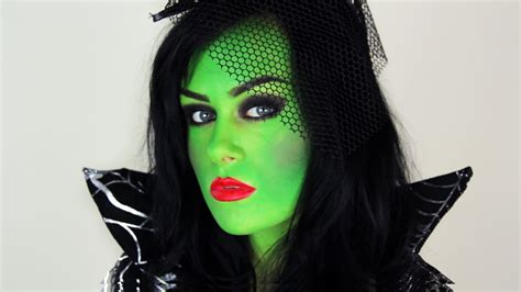 Easy Witch Make-Up for Halloween - YouTube