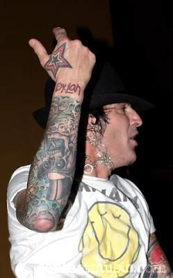 tattooed celebrity: Tommy Lee Tattoos