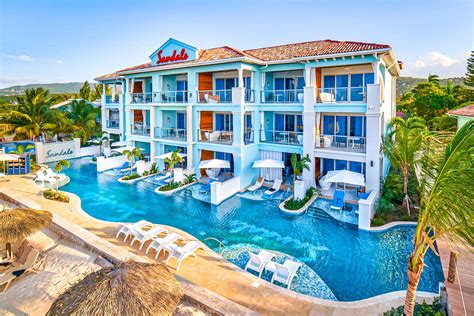 WOW! 17 Unique All-Inclusive Swim-Up Rooms - SANDALS