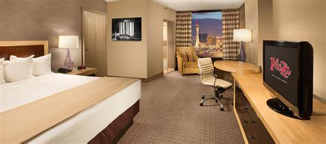 Deluxe View Rooms | Downtown Las Vegas | Plaza Hotel Casino