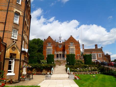 What are the most expensive boarding schools in the UK - Business Insider