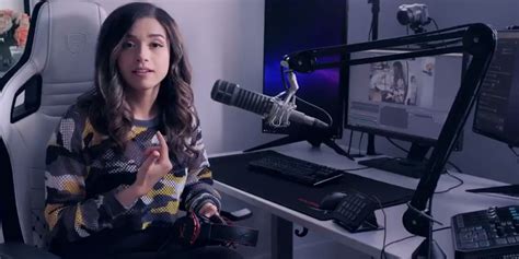 Pokimane Signs Multi-Year Exclusivity Deal with Twitch