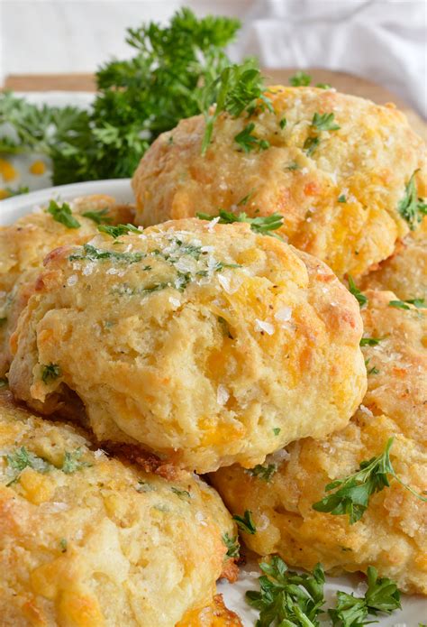 Cheddar Bay Drop Biscuits - WonkyWonderful