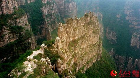 Magnificent Hengshan Mountain