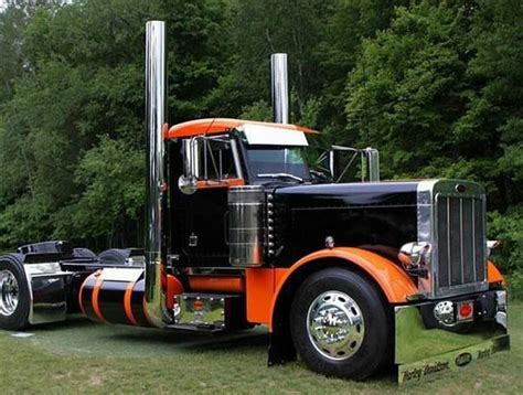 Custom Peterbilt 379 Day Cab For Sale - Escons