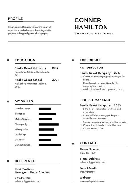 Simple Graphic Designer Resume