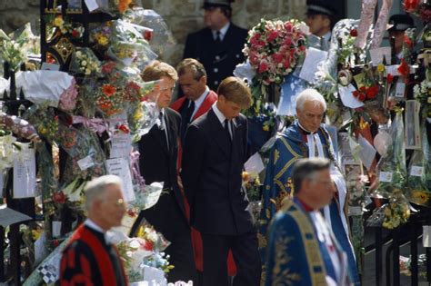 Princess Diana Public Funeral Pictures | POPSUGAR Celebrity Photo 51