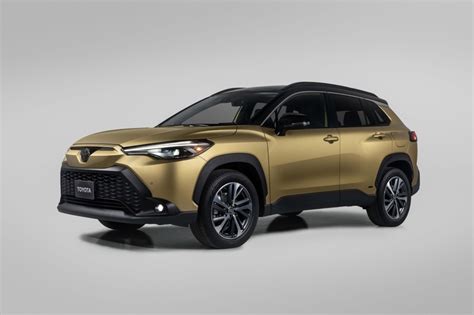 REVEALED: First-Ever 2023 Toyota Corolla Cross Hybrid | Toyota Canada