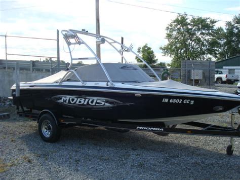 2005 20' Moomba Ski / Wakeboarding Tow Boat Mobius LS for sale in ...