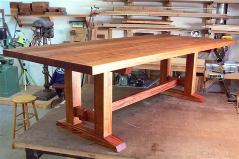 Mahogany Dining Table | Offerman Woodshop