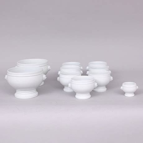 TABLEWARE, 10 pieces, porcelain, Pillivuyt, France. Ceramics ...