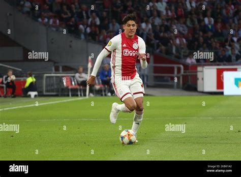 Edson Alvarez (Ajax) controls for the ball during the 2019/20 ...