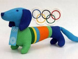 Waldi 1972 Olympic mascot | Dachshund facts, Funny dachshund, Long ...