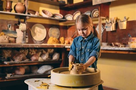 5 Reasons Kids Should Try a Pottery or Ceramics Class - Kidsguide ...