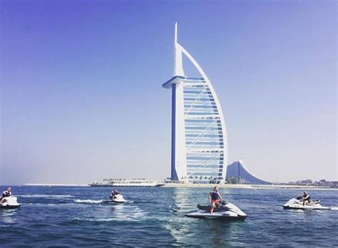 Jet Ski Tour: View on the Burj al Arab in Dubai - 2024 | HAPPYtoVISIT.com