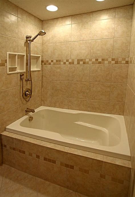 Bathroom Tub Tile Ideas / 58 Beautiful Subway Tile Bathroom Remodel and ...