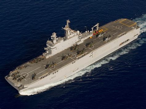 Helicopter carrier Mistral-type ~ Aircraft carriers