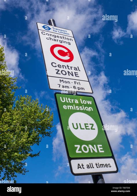 Ulez and congestion sign hi-res stock photography and images - Alamy