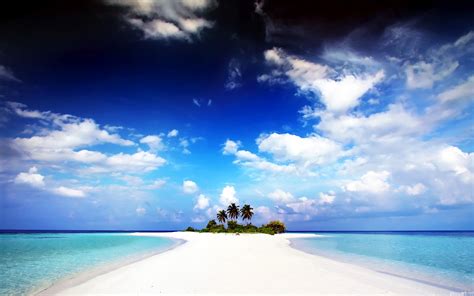 World Visits: Paradise Island Wallpaper Review