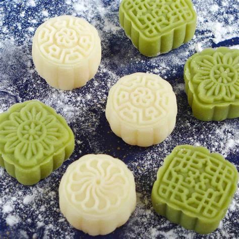 Snow Skin Mooncakes (冰皮月饼) - Red House Spice