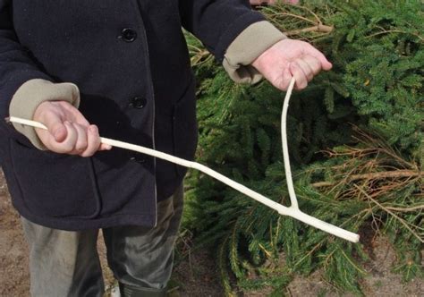 3 Great Ways To Use Dowsing Rods | Survival Life