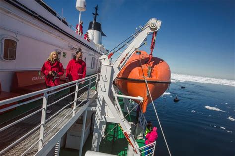 Expedition Cruise Ship, Antarctica - LiveAboard.com