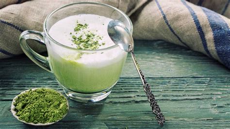 7 Proven Health Benefits of Matcha Tea