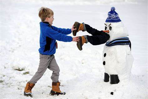 These 30 Crazy Snowman Ideas Would Make Calvin And Hobbes Proud | Bored ...