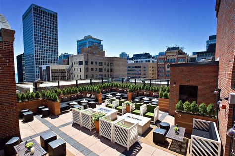 The Best Rooftop Bars In Chicago