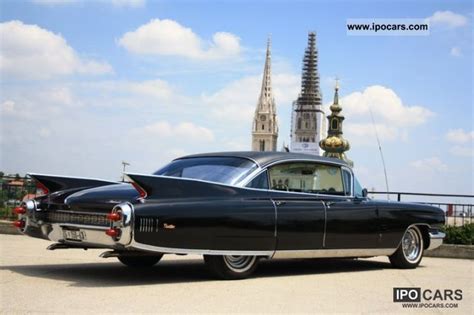 1960 Cadillac Fleetwood - Car Photo and Specs