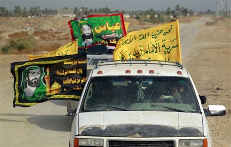 'War of flags' rages in divided Iraq | Middle East Eye